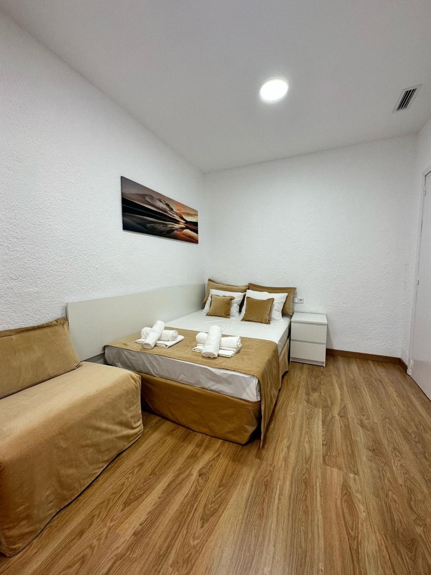 Mi Casa Es Tu Casa Apartment L'Hospitalet de Llobregat Luaran gambar